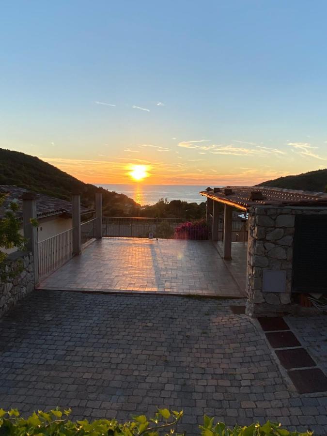 Villa Nisportino, Elba. Bilocale Con Patio Vista Mare. Casale Gastagno Exterior foto